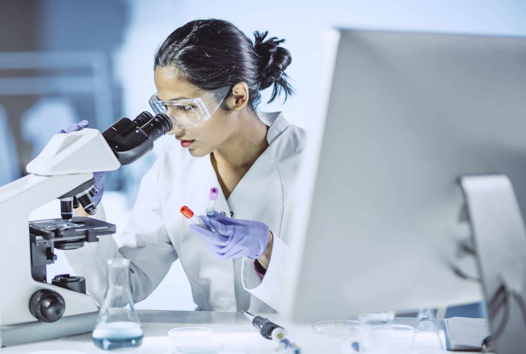 07 Futuristic Jobs That Will Soon Exist In The World Life Extension Technician