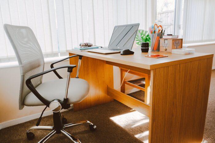 9 Best Ergonomic Office Chair Brands in India