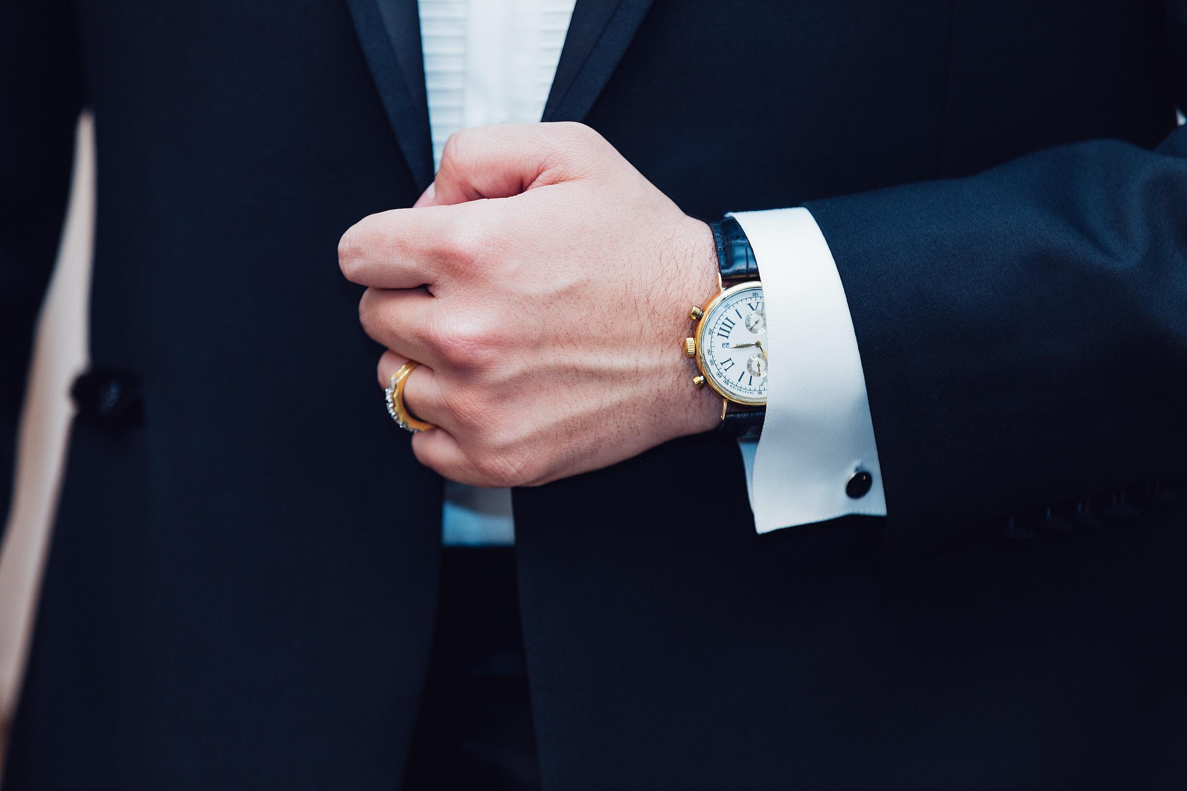 Financial Lessons from Successful Entrepreneurs: Insights for Wealth Building